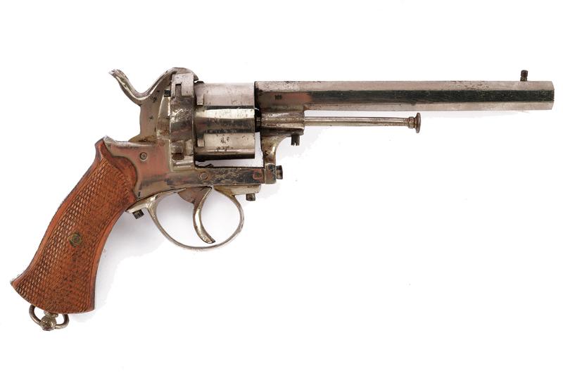 Revolver a spillo
