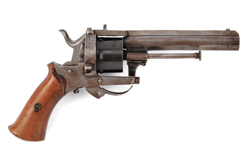 Revolver a spillo