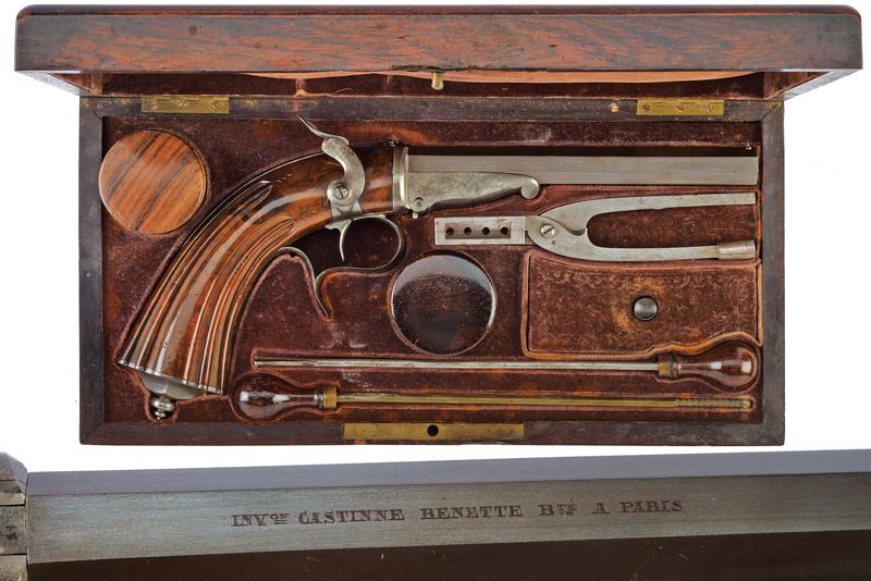 Pistola a retrocarica da tiro di Gastinne Renette in cassetta