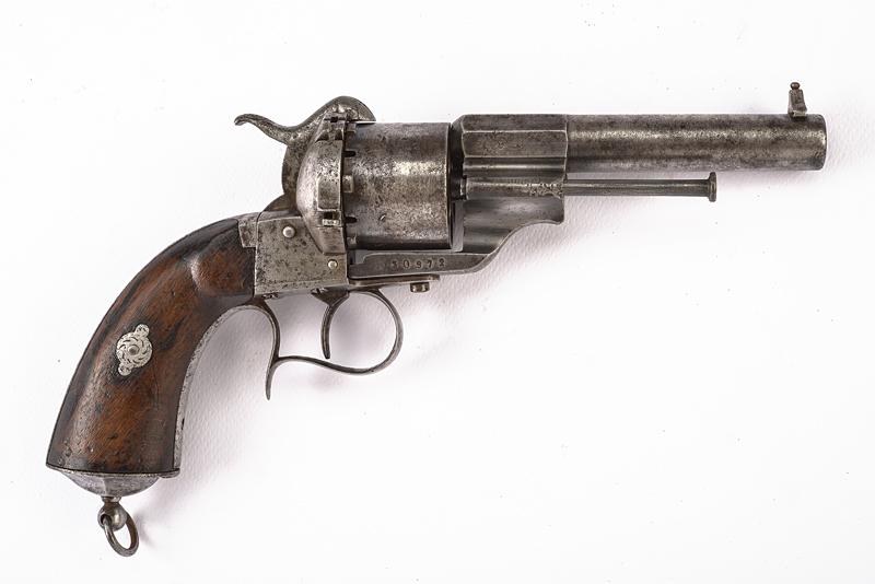 Revolver Lefaucheux corto