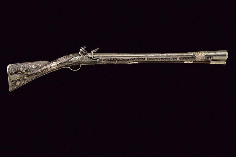 Interessante e raro trombone a pietra focaia con fornimenti in argento
