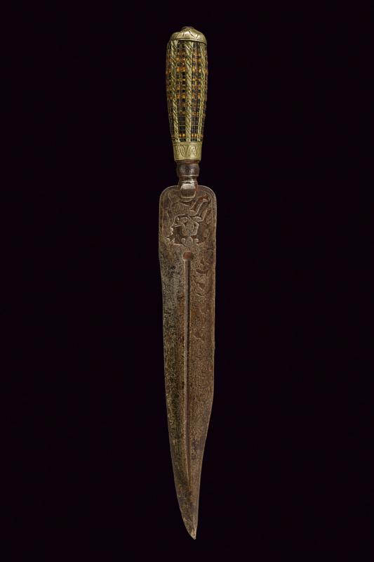 Coltello da caccia con scena erotica