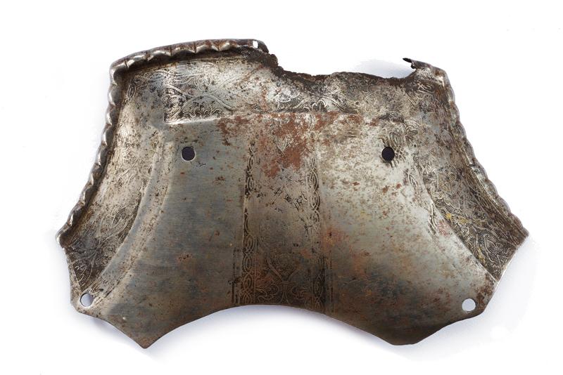 Fornimento da sella in ferro inciso