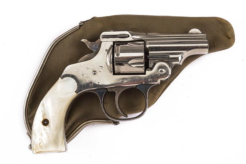 Revolver a retrocarica sul tipo S&W