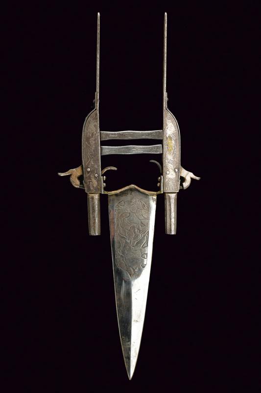 Katar con due pistole a luminello