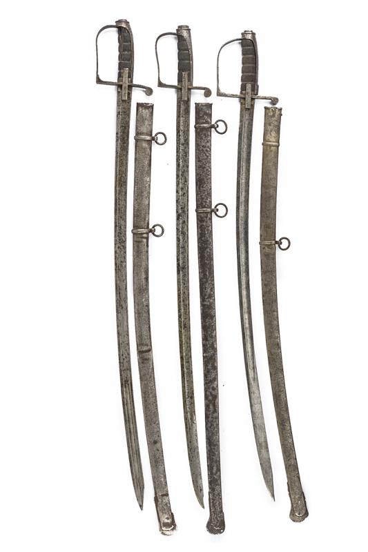 Lotto di tre sciabole da ufficiale mod. 1855