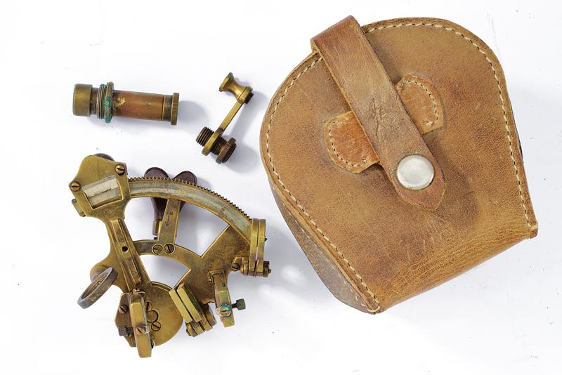 Sestante tascabile in astuccio