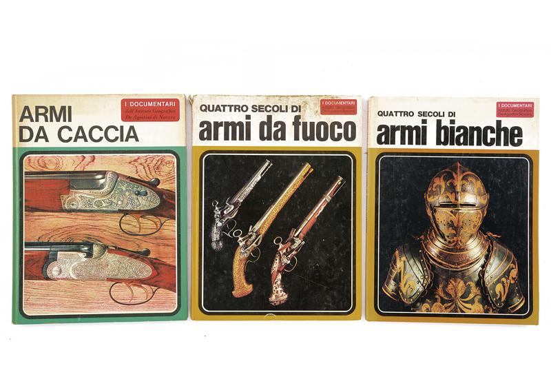 Lotto di tre libri su armi antiche