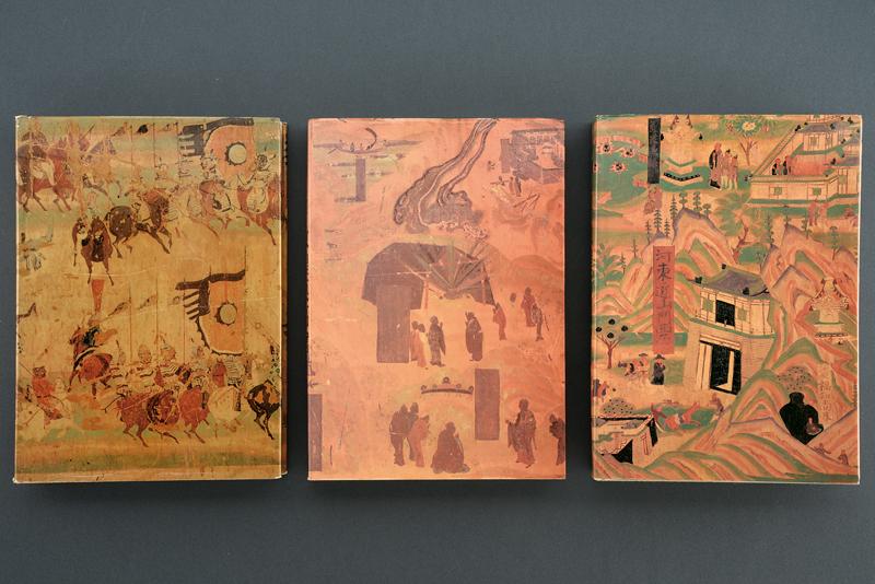 "Grotte di Mogao" tre volumi