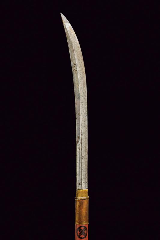 Naginata con decori laccati