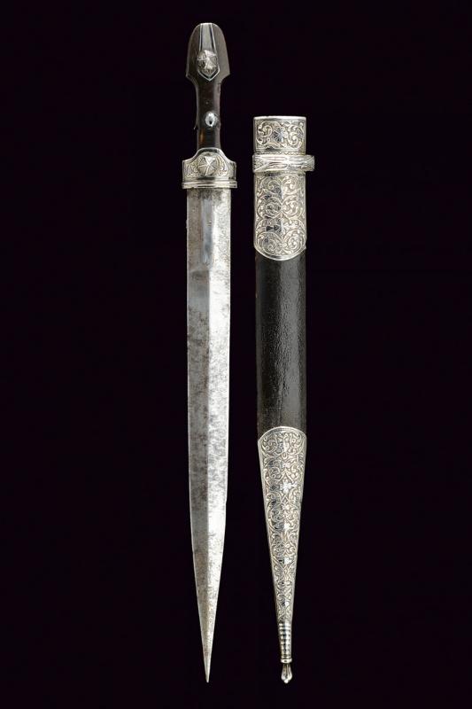 Kindjal in argento