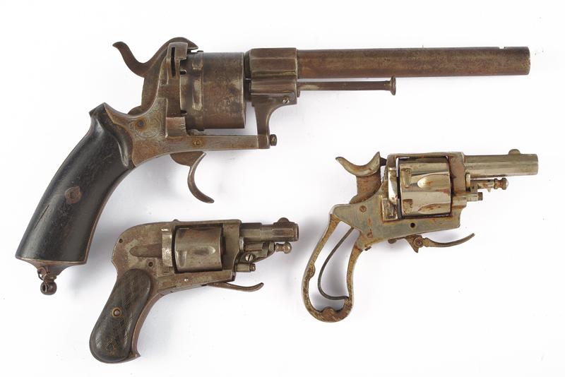 Lotto di tre revolver