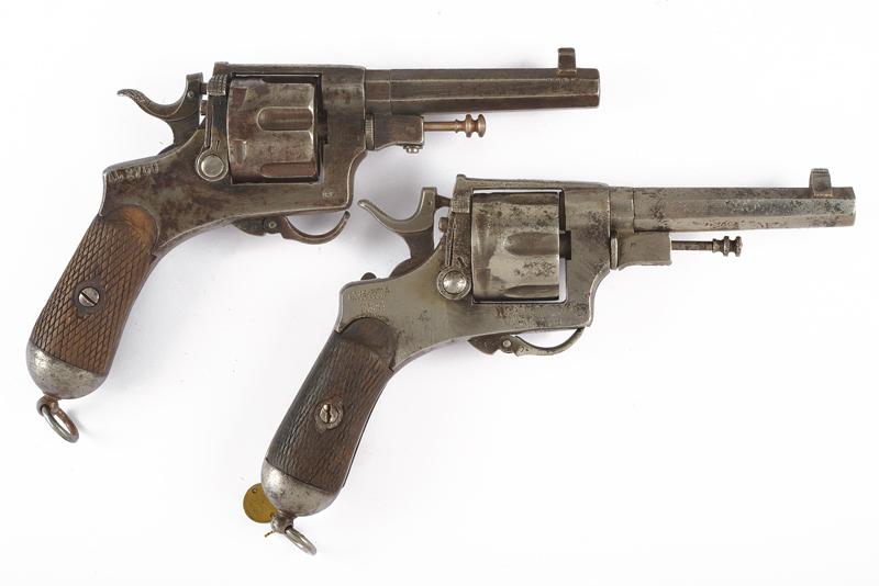 Lotto di due revolver Bodeo mod. 1889