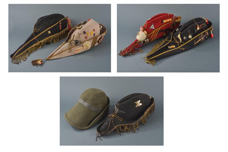 Lotto di cinque cappelli goliardci e un cappello da alpino