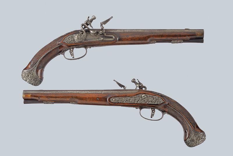 Bel paio di pistole a pietra focaia