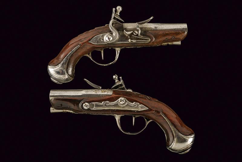 Paio di pistole a pietra focaia da viaggio