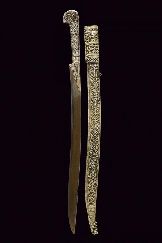 Bel yatagan in argento