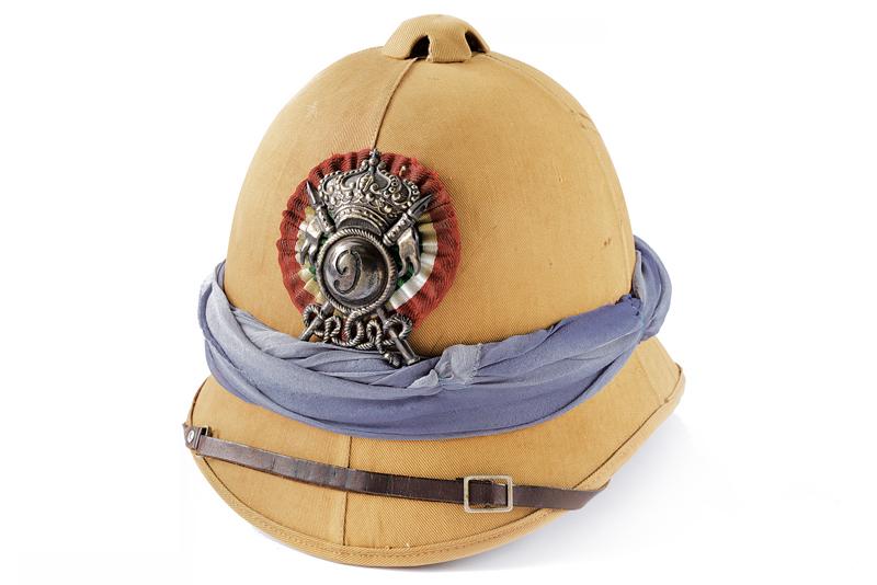 Casco coloniale da ufficiale del 9° lancieri Firenze