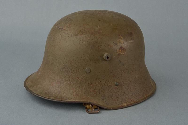 Elmetto Mod. 1916