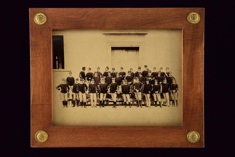 Grande foto originale di una compagnia di cavalleria