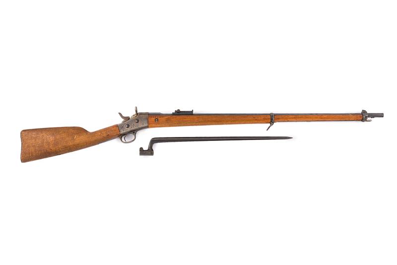 Fucile tipo Remington Rolling Block con baionetta