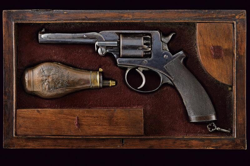 Revolver Adams a luminello