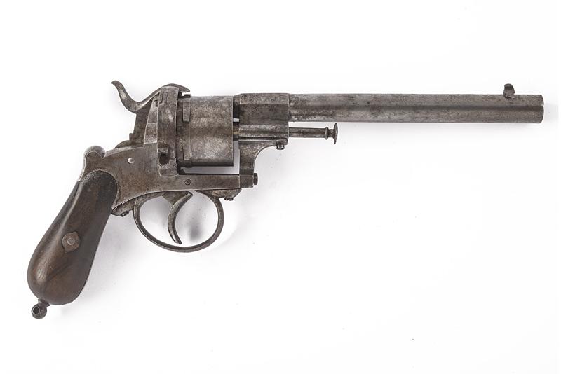 Revolver a spillo
