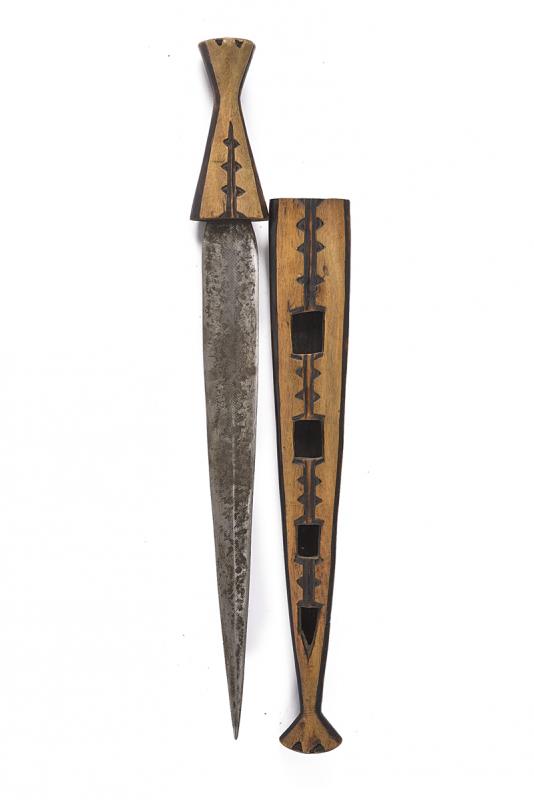 Coltello con fodero
