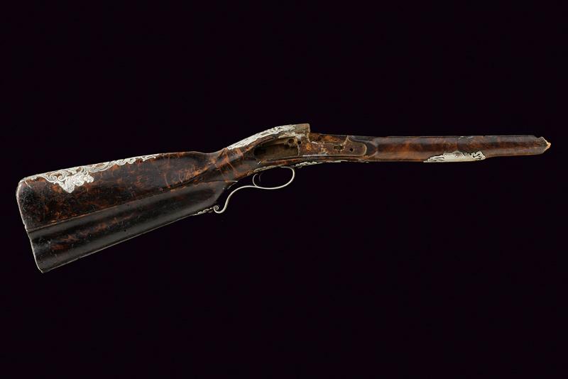 Cassa per fucile con bei fornimenti in argento dell'Epica Cavalleresca