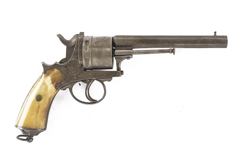 Revolver a spillo