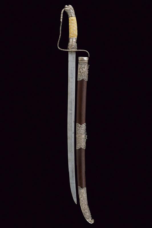 Guom (sciabola) con fornimenti in argento