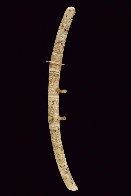 Wakizashi con fornimenti intagliati