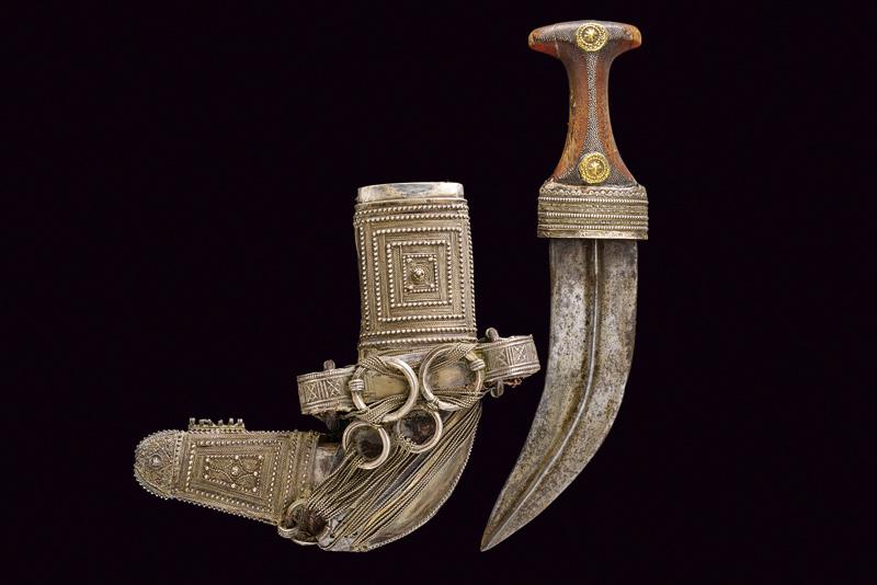 Bel Jambiya con fornimenti in argento