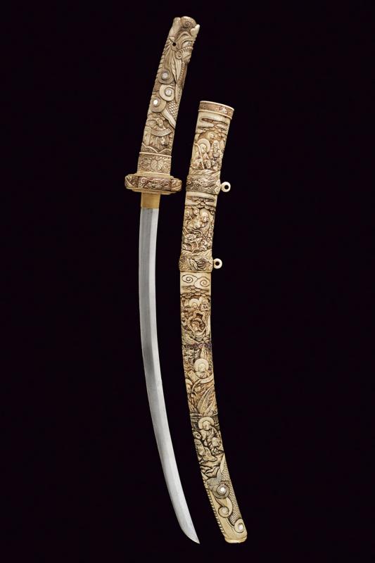 Katana con fornimenti intagliati