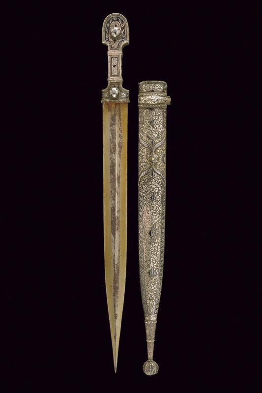 Kindjal in argento