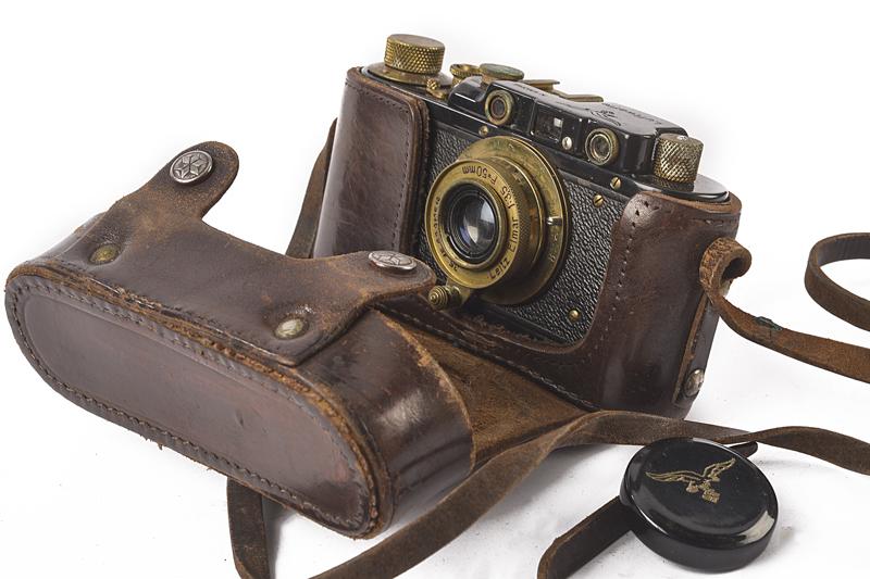 Fotocamera con marchi Luftwaffe