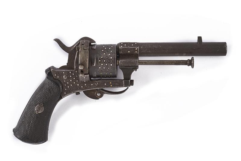 Revolver a spillo