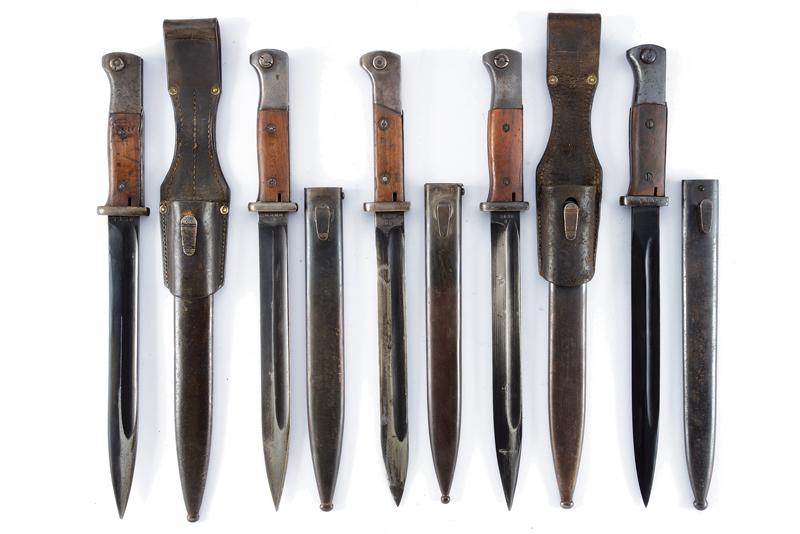 Lotto di cinque baionette Mauser mod. 1884/98 secondo tipo