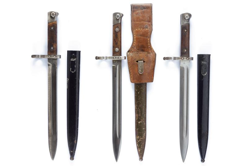 Lotto di tre baionette Mannlicher mod. 1895