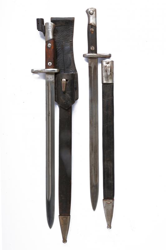 Lotto di due baionette mod. 1913