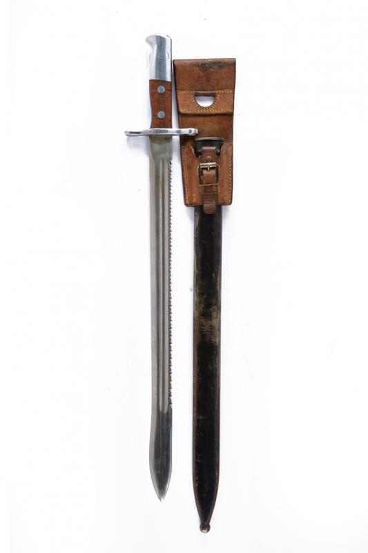 Baionetta mod. 1914 con dorso a sega