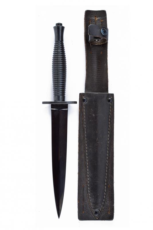 Pugnale di combattimento (replica)