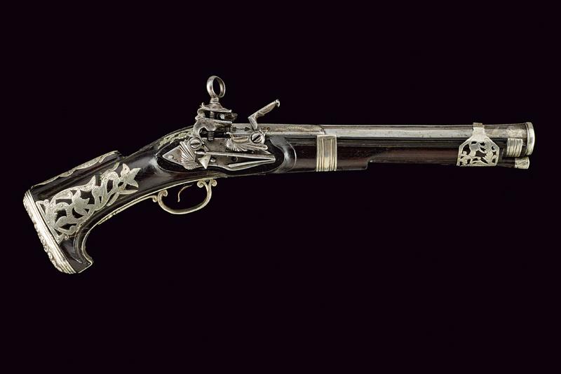 Rara pistola a pietra per il mercato delle colonie americane, con fornimenti in argento