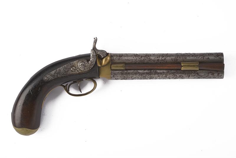 Pistola da ufficiale a luminello a due canne sovrapposte