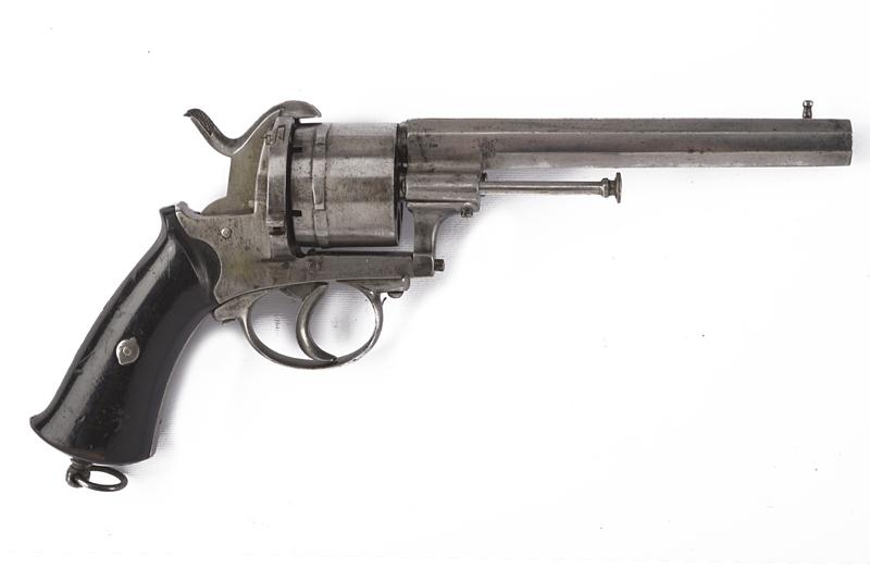 Revolver a spillo