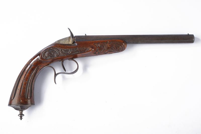 Pistola tipo Flobert a retrocarica