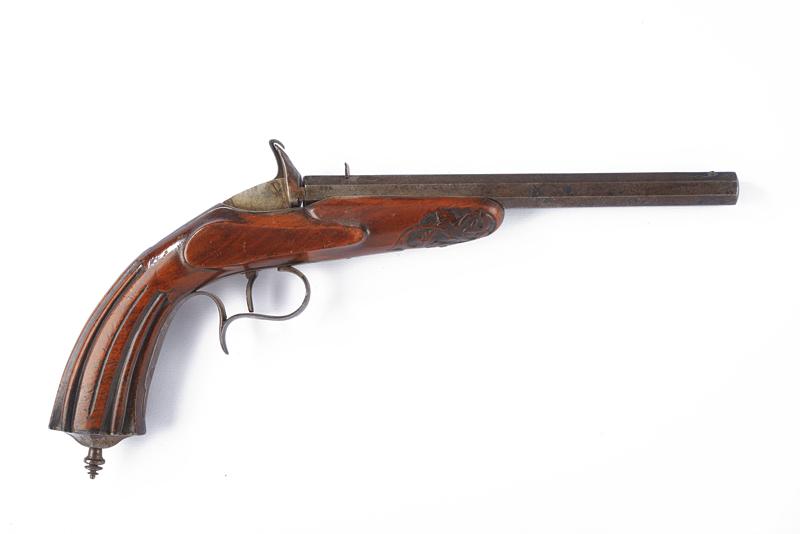Pistola tipo Flobert a retrocarica