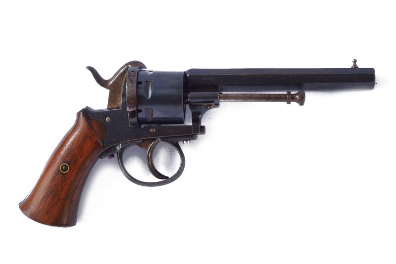 Revolver a spillo