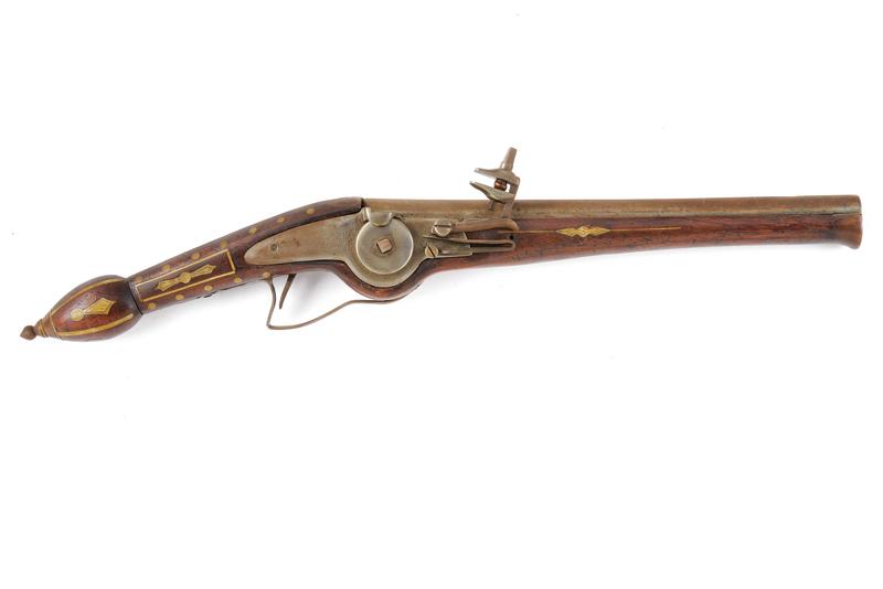 Pistola a ruota in stile XVII secolo