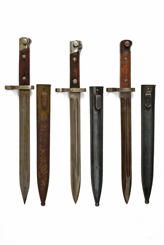Lotto di tre baionette Mannlicher mod. 1895